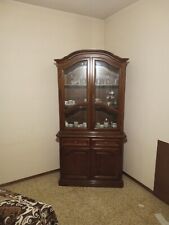 mobile con vetrina, tenuto molto bene 225 cm x 100 cm x 50 cm