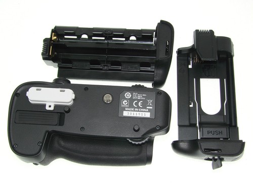 Nikon d15 battery grip - nikon,