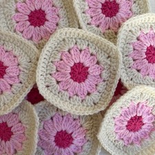 10 quadrati nonna fatti a mano