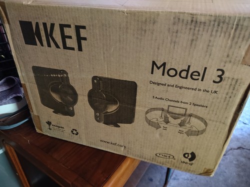 Kef model uni - uni-q, satellite