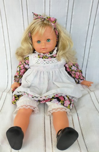 Bambola vintage schicchere - vintage,