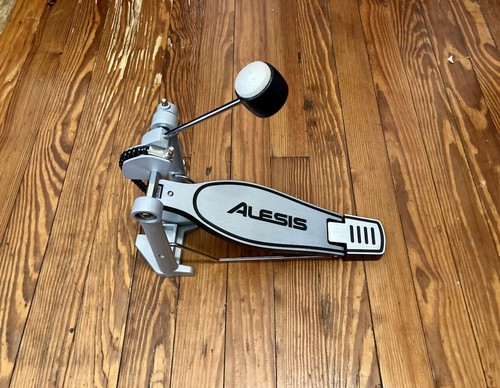 Alesis kick drum pedal - alesis,