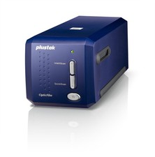 Plustek OpticFilm 8100 Scanner