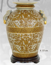 VASO CINESE TAVOLO CON BASE