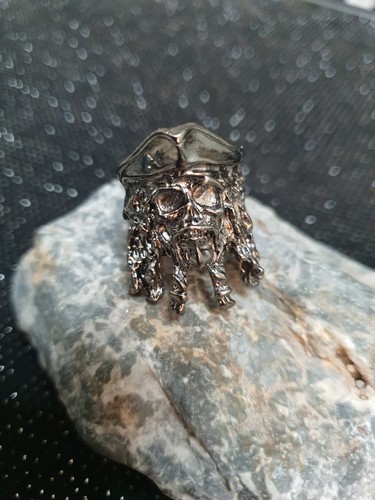 Anello teschio per