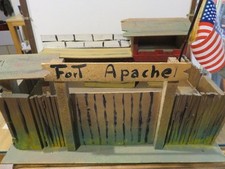 Vecchio fortino per soldatini