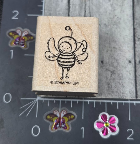 Stampin lady bee striped - stampin',