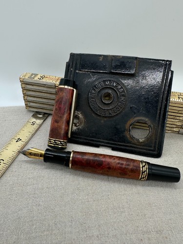 Penna stilografica tornita - , in
