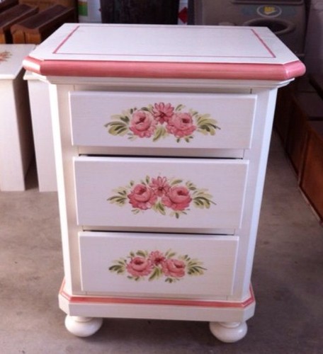 Comodino laccato decorato - comodino,