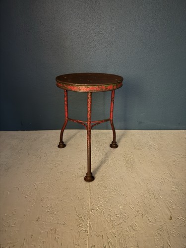 Sgabello industriale vintage