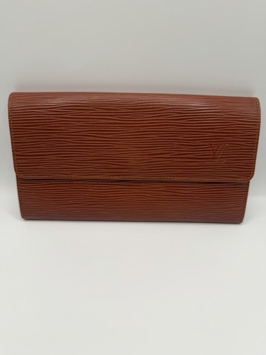 Louis vuitton - louis,