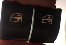 1X PULSANTE Renault 3 III Clio