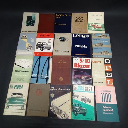 Blocco libretti uso - , e