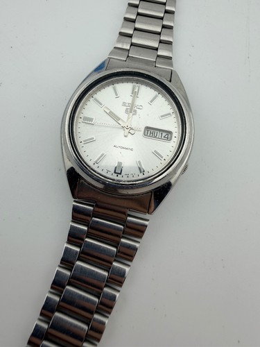 Seiko starts and - seiko, stops