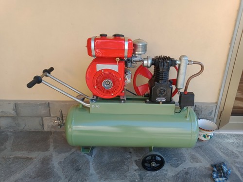Motocompressore scoppio - motocompressore, a