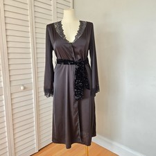 Accappatoio nero raso pizzo