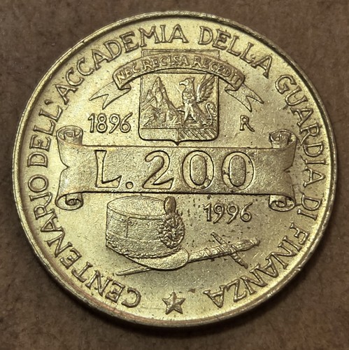 Italy 200 lire coin - italy,
