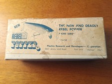 Grande esca da pesca Rebel