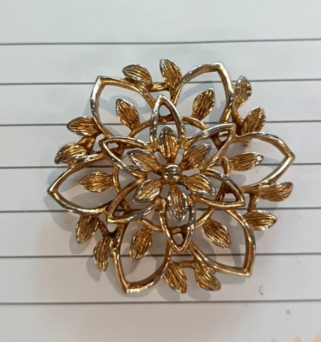 Spilla vintage color oro