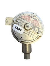 United Electric 9785 S156B Pressure Switch, 15 Amps, 480VAC