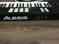 Tastiera MIDI Alesis V49
