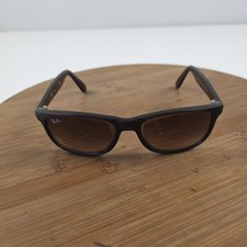 Ray-Ban RB 4202 Andy Occhiali