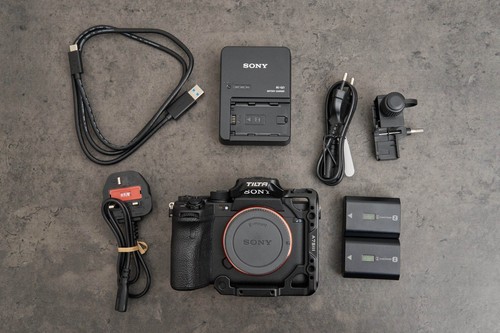 Fotocamera mirrorless sony - fotocamera,