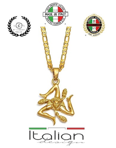 Collana con ciondolo italiano