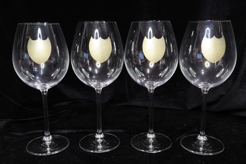 Moet chandon don - &,