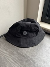 Cappello Stone Island Nero Secchiello Nero Bianco Pesca Sole