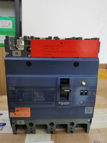 Ezd250e4250eln schneider cassa - ezd250e4250eln,