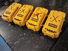 Batteria JOBLOT 4 X DeWalt 36V *RICAMBI RIPARAZIONI* Ottimo valore! Tutto sottovoltante