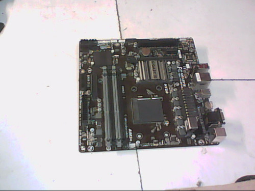 Carte mere gigabyte - carte,