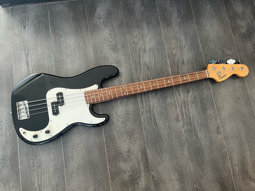 Squier bass - squier,