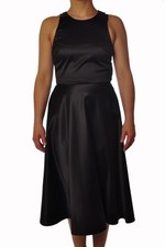 abito lungo gonna svasata da