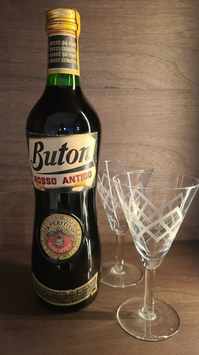 Buton rosso antico bottiglia - buton,