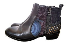 Stivaletti DESIGUAL con