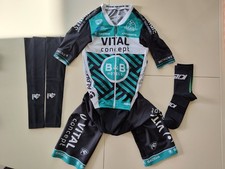 Noret Body B&B Vital Concept tg S +Manicotti + Calze