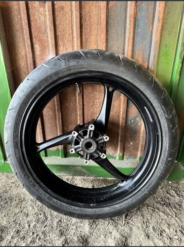 Llanta suzuki gsxr - llanta,