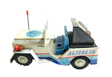 VECCHIO GIOCO DI LATTA AEREO ALITALIA SERVIZIO AEROPORTO AUTO A BATTERIA