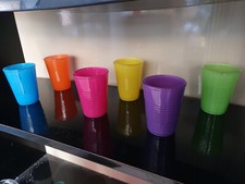 Lotto di 3 Servizi da 6 Bicchieri di Vetro Colorati (18 Pezzi Totali)