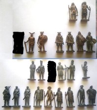 Soldatini metall figuren Kinder Ferrero Lotto anni ‘80, 22 pezzi Buono stato