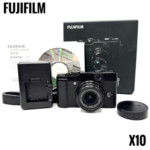 Fotocamera digitale compatta