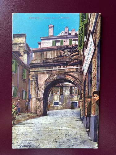 Trieste antico arco di - -,
