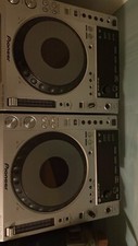 Vendo cdj 850 pioneer silver , presentano segni di usura ma funzionanti 100%