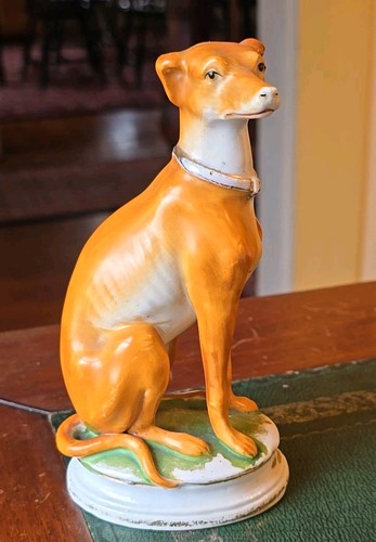Antica statuina vittoriana