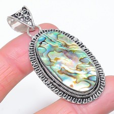 Ciondolo pietra preziosa forma