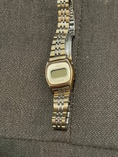 VINTAGE SEIKO QUARTZ LC