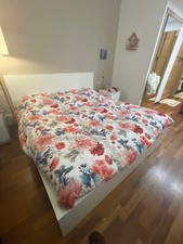 Mobili Ikea seminuovi per soggiorno e camera da letto