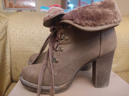 Stivaletti donna con tacco